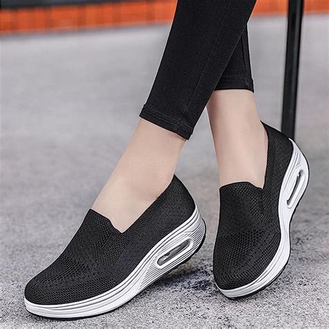 clarks orthopedic sneakers